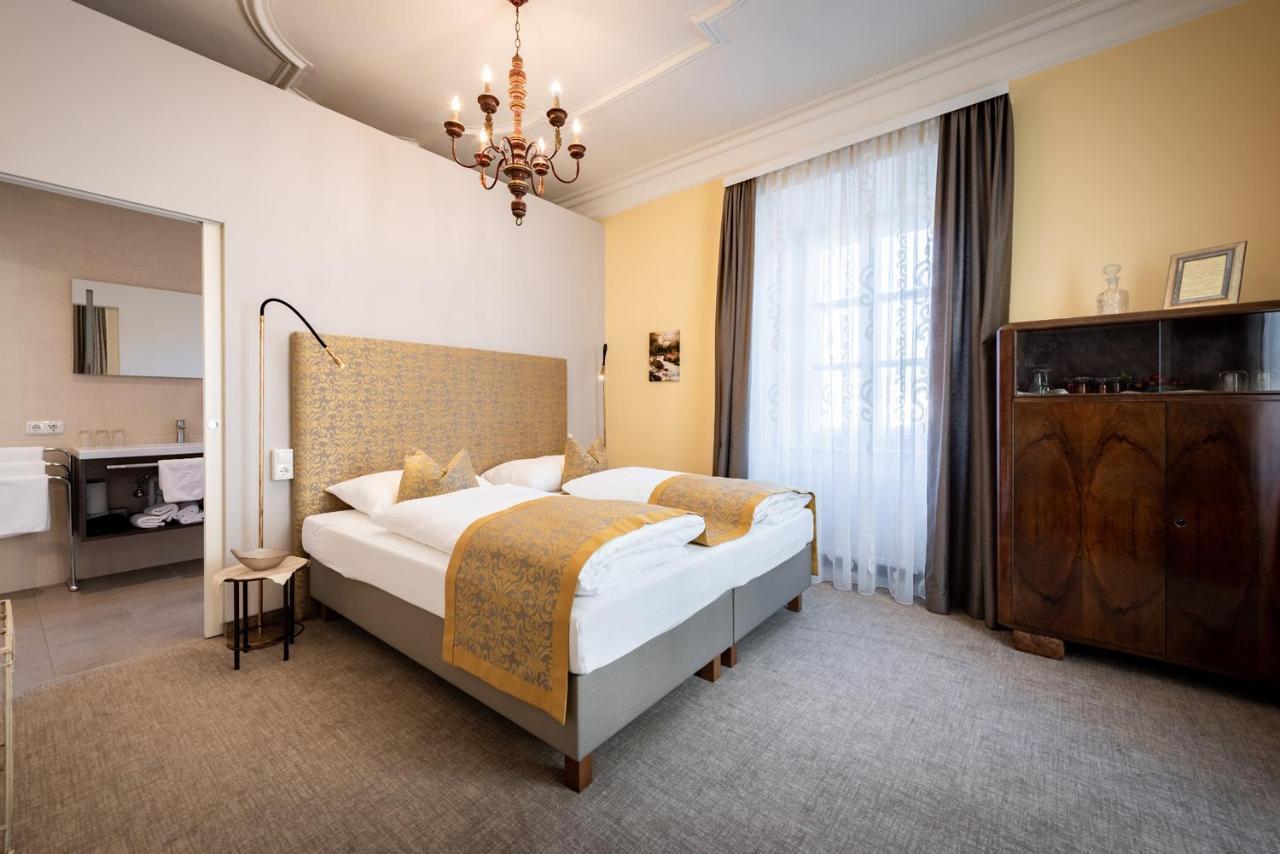 Schlosshotel Mitterhart ชวาซ ภายนอก รูปภาพ